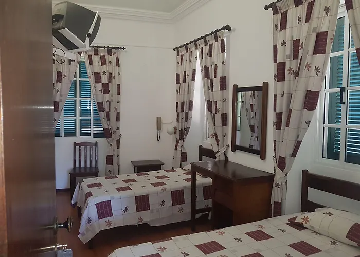 Por Do Sol Funchal (Madeira)