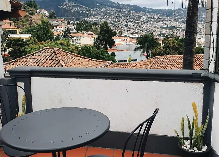 Por Do Sol 3* Funchal