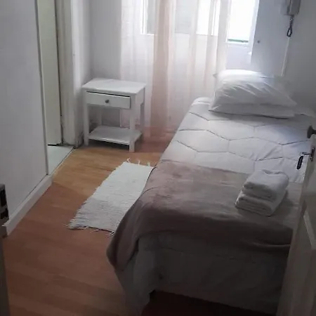 بيت ضيافة Hospedaria Por Do Sol 3*