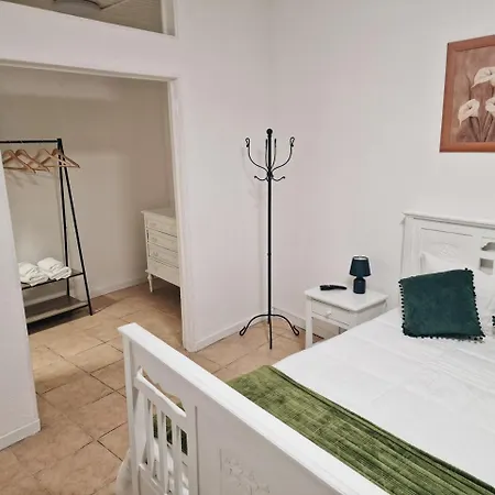 Hospedaria Por Do Sol 3* فونشال