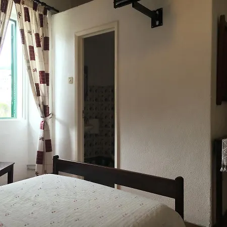 Hospedaria Por Do Sol 3*